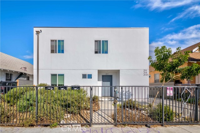 211 W 43Rd St, Los Angeles, CA 90037