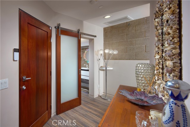 Detail Gallery Image 18 of 43 For 2680 Victoria Dr, Laguna Beach,  CA 92651 - 3 Beds | 3/1 Baths