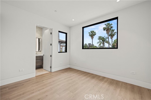 Detail Gallery Image 40 of 75 For 4532 Katherine, Sherman Oaks,  CA 91423 - 6 Beds | 6/1 Baths