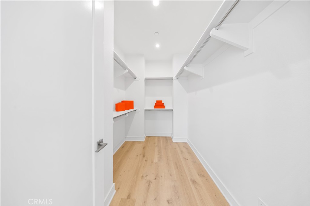 MLS #OC25246259 image #33