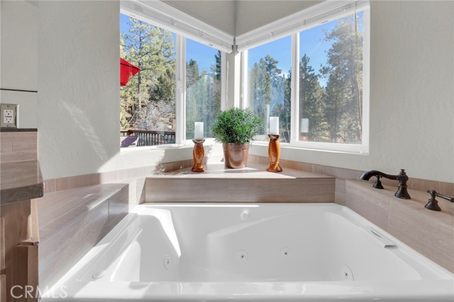 Detail Gallery Image 12 of 22 For 1206 Minton Dr, Big Bear City,  CA 92314 - 3 Beds | 2/1 Baths