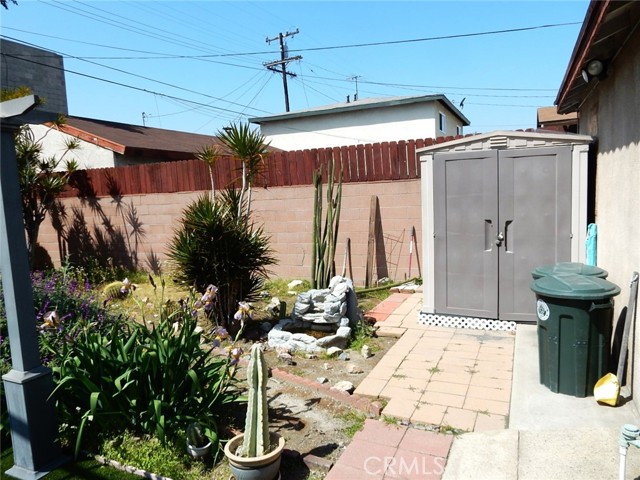 Shed in the backyard.