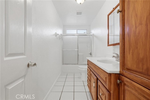 Detail Gallery Image 19 of 38 For 2211 Barbour Ct, San Pedro,  CA 90731 - 4 Beds | 2 Baths