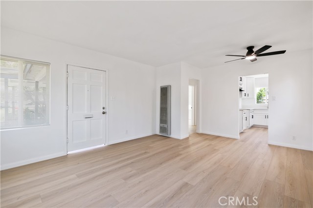Detail Gallery Image 6 of 24 For 645 Hancock, San Bernardino,  CA 92411 - 2 Beds | 1 Baths