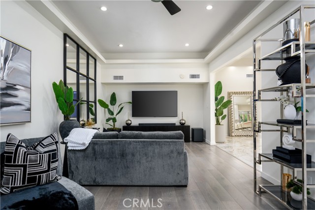 4557 Don Timoteo Drive, Los Angeles CA: https://media.crmls.org/medias/cf103945-f1b2-4b41-aa0f-13327d8ba36b.jpg
