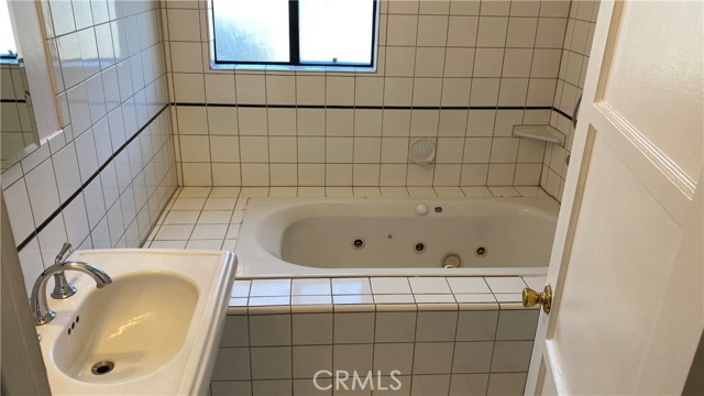 Detail Gallery Image 3 of 15 For 649 S 5th, Montebello,  CA 90640 - 2 Beds | 1 Baths