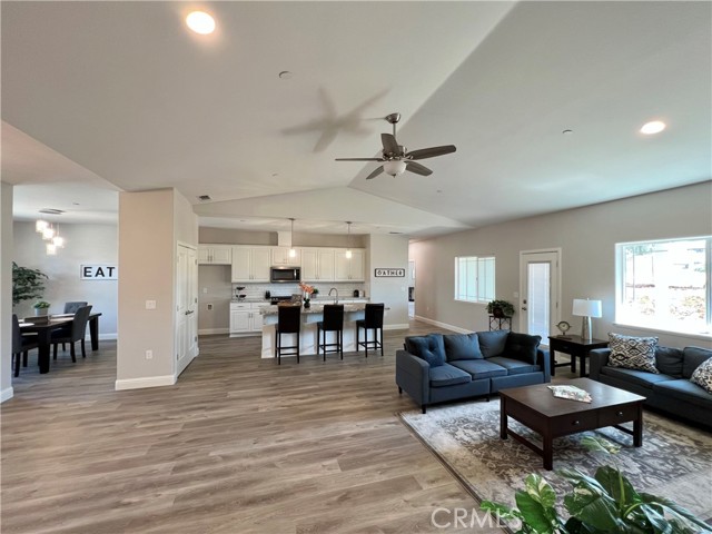 Detail Gallery Image 13 of 49 For 218 Sky Oaks Dr, Paradise,  CA 95969 - 3 Beds | 3 Baths