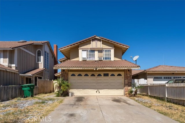 Detail Gallery Image 2 of 28 For 11921 Wild Flax Ln, Moreno Valley,  CA 92557 - 3 Beds | 2/1 Baths