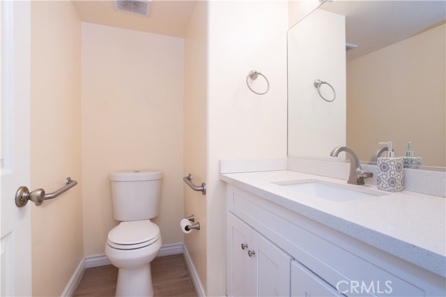 Detail Gallery Image 9 of 38 For 9146 Lemona Ave #103,  North Hills,  CA 91343 - 3 Beds | 2/1 Baths