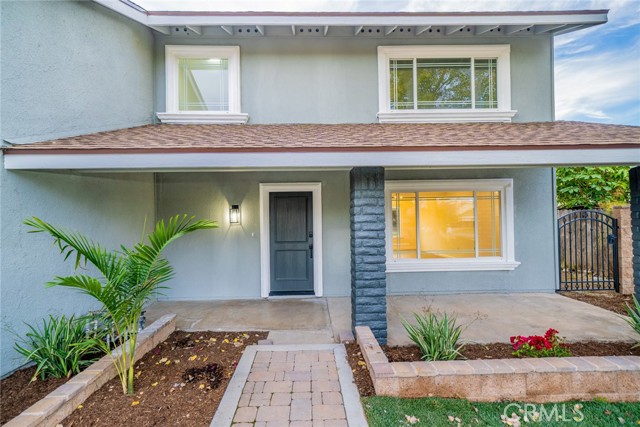 Detail Gallery Image 2 of 49 For 1544 Dahlia Cir, Corona,  CA 92882 - 4 Beds | 2/1 Baths