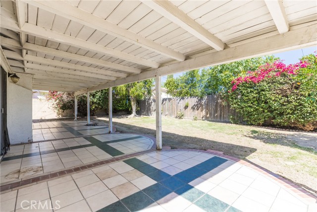 Detail Gallery Image 32 of 48 For 17149 Donmetz, Granada Hills,  CA 91344 - 4 Beds | 2 Baths