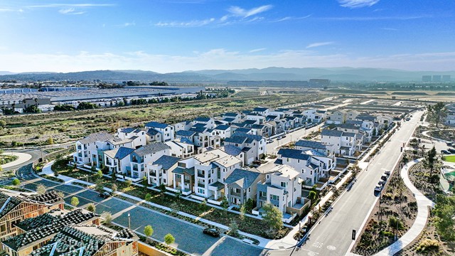 Detail Gallery Image 36 of 40 For 401 Junco, Irvine,  CA 92618 - 4 Beds | 3/2 Baths