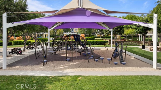 5 Orange Blossom Circle, Mission Viejo CA: https://media.crmls.org/medias/cf1304dc-5c03-4a7a-a381-023fbe62ec83.jpg