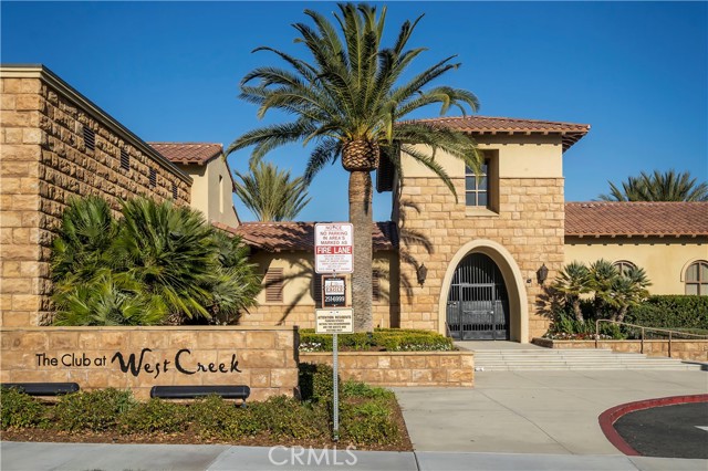 Detail Gallery Image 44 of 52 For 28648 Pietro Dr, Valencia,  CA 91354 - 3 Beds | 3 Baths
