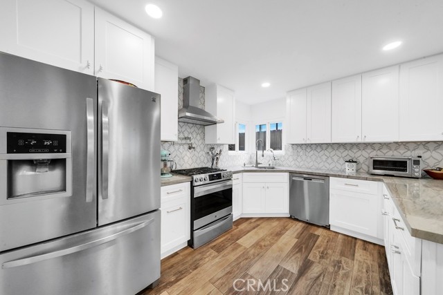 1194 Agate Street, San Diego, California 92109, 4 Bedrooms Bedrooms, ,3 BathroomsBathrooms,Residential,For Sale,Agate Street,OC24088242