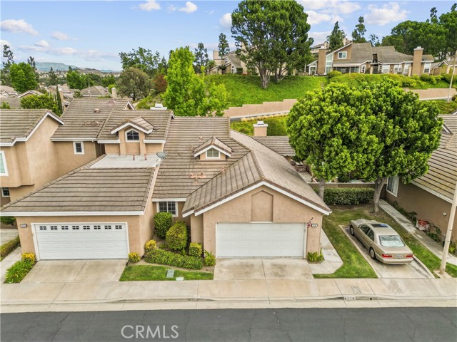 6118 E Garnet Circle, Anaheim CA: https://media.crmls.org/medias/cf138278-d51c-417a-a6c1-e2fe030c7b85.jpg