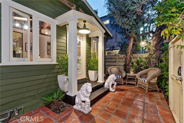 Detail Gallery Image 42 of 72 For 532 Rialto Ave, Venice,  CA 90291 - 3 Beds | 2 Baths