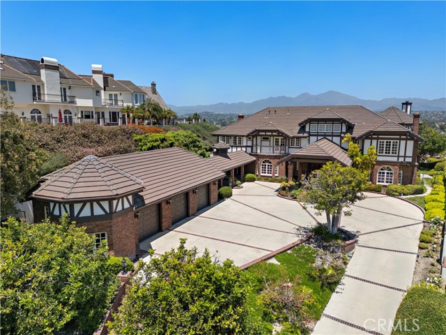 26126 Oroville Place, Laguna Hills CA: https://media.crmls.org/medias/cf14984e-e8e6-461d-b343-82976af0909f.jpg