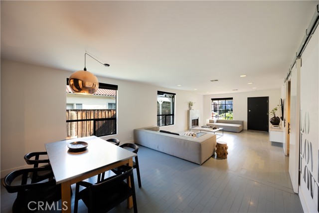 Detail Gallery Image 12 of 30 For 11049 Blix St, Toluca Lake,  CA 91602 - 3 Beds | 2 Baths