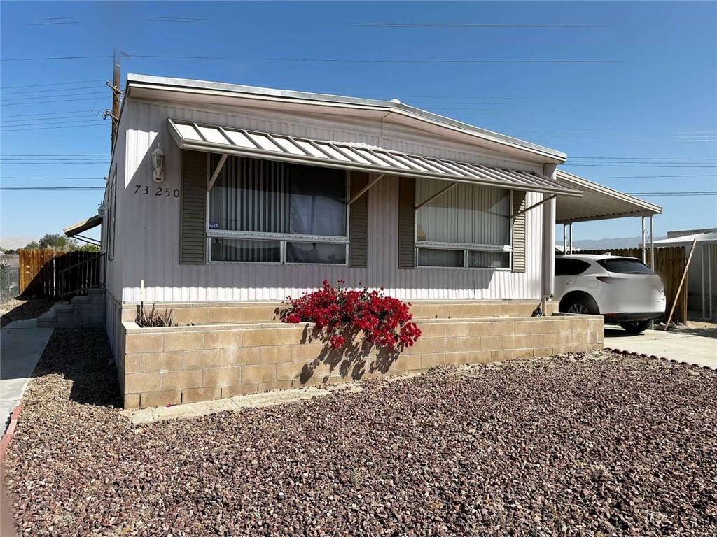 Detail Gallery Image 3 of 4 For 73250 Colonial Dr, Thousand Palms,  CA 92276 - 2 Beds | 2 Baths