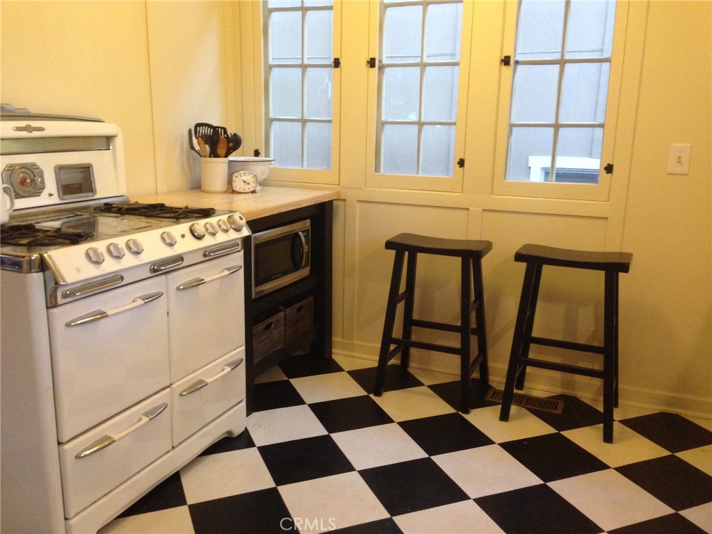 MLS #IG25263463 image #8