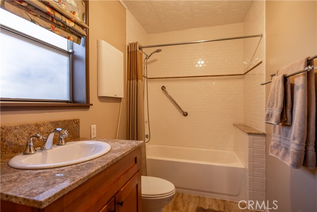 Detail Gallery Image 16 of 31 For 211 E Mountain View Bld, Big Bear City,  CA 92314 - 2 Beds | 1 Baths