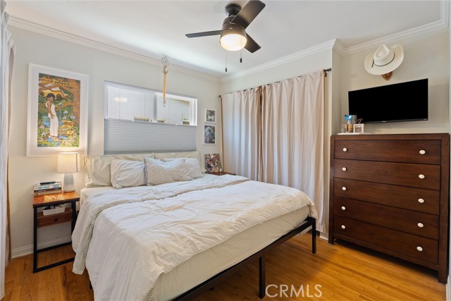 2851 Ladoga Avenue, Long Beach CA: https://media.crmls.org/medias/cf1622e3-ae7b-4a76-abfc-b229a5dcfb37.jpg