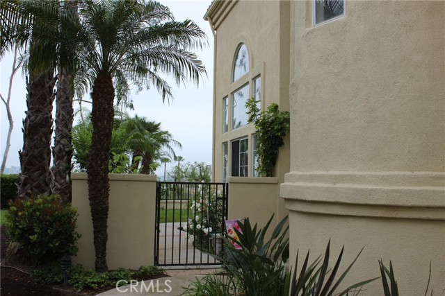 26452 La Scala, Laguna Hills CA: https://media.crmls.org/medias/cf168f95-238a-4b11-a83d-e418434bacf1.jpg