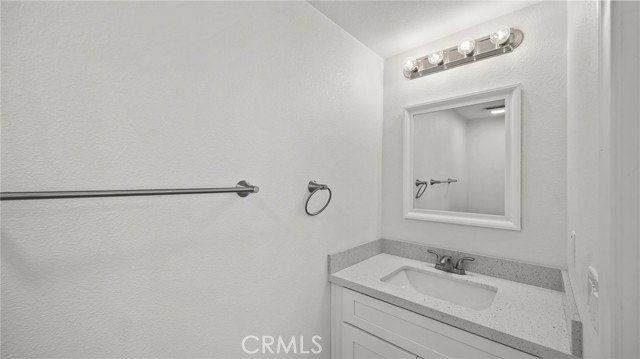 13105 Via Tuscany, Riverside CA: https://media.crmls.org/medias/cf16957e-632f-48b5-8ac2-4138794c5309.jpg