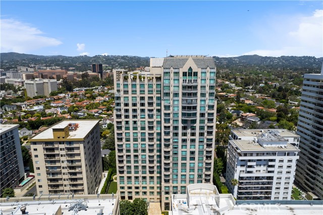 Detail Gallery Image 25 of 39 For 10727 Wilshire Bld #1901,  Los Angeles,  CA 90024 - 2 Beds | 3/1 Baths
