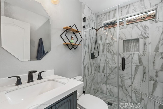 117 Alabama Street, Huntington Beach CA: https://media.crmls.org/medias/cf16d8b2-9e42-427f-a8c1-99ad664b4a33.jpg