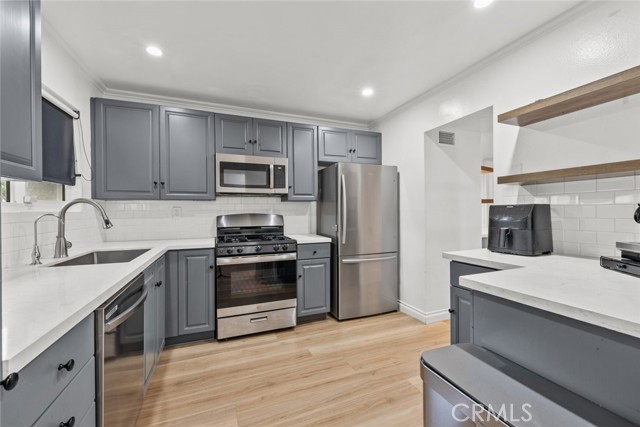 10331 Lindley Avenue, Porter Ranch CA: https://media.crmls.org/medias/cf16f33d-4c70-44c1-8e55-b3c7cb97ca28.jpg