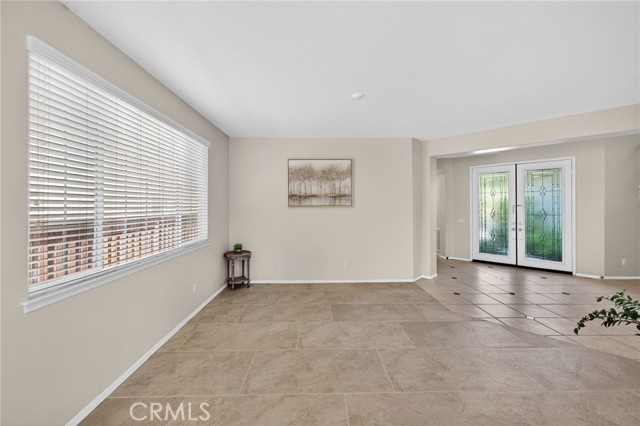 Detail Gallery Image 10 of 75 For 45339 Tiburcio, Temecula,  CA 92592 - 5 Beds | 3 Baths