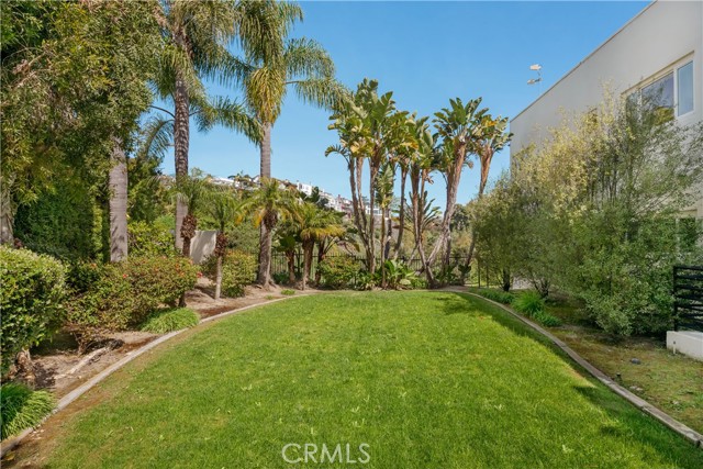 Detail Gallery Image 20 of 25 For 401 Seaward Rd #2,  Corona Del Mar,  CA 92625 - 3 Beds | 2/1 Baths