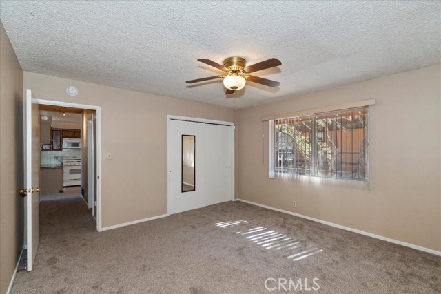 Detail Gallery Image 12 of 19 For 510 Sunset Ln, Sugarloaf,  CA 92386 - 2 Beds | 2 Baths