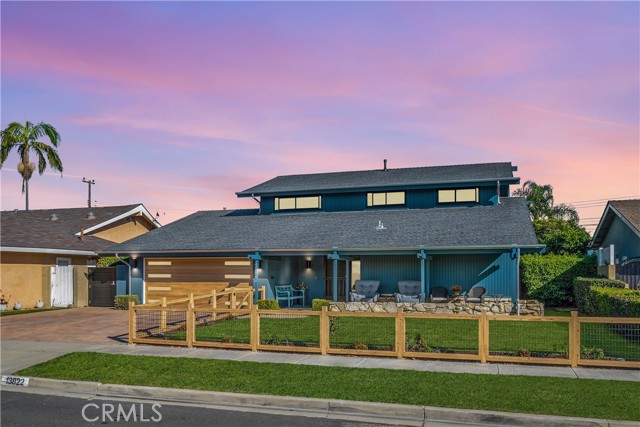 Detail Gallery Image 2 of 45 For 13822 Marquette St, Westminster,  CA 92683 - 5 Beds | 3 Baths