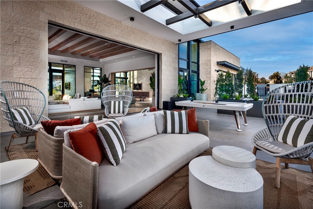 Cf19ba26 4557 4742 983c 87fa175c6547