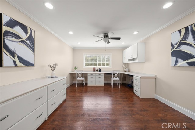 400 Campdell Street, Playa del Rey CA: https://media.crmls.org/medias/cf1a2a54-5d7c-4c59-9ccb-8fac0fbbea7d.jpg
