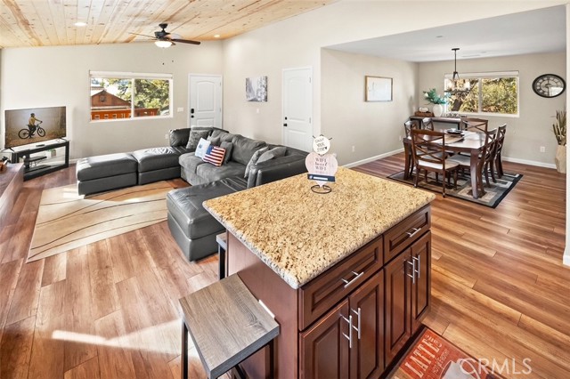 1264 Sheephorn Road, Big Bear City CA: https://media.crmls.org/medias/cf1afaf6-3531-49e4-af9a-d4c45a226427.jpg