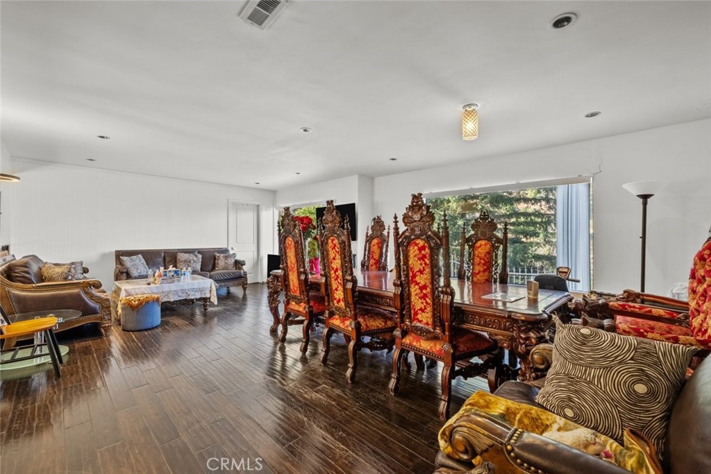 3277 Longridge TerraceSherman Oaks image #16