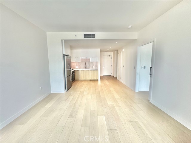 Detail Gallery Image 5 of 23 For 400 S Broadway #2007,  Los Angeles,  CA 90013 - 1 Beds | 1 Baths