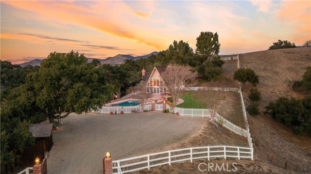Detail Gallery Image 11 of 74 For 4086 E Oak Trail Rd, Santa Ynez,  CA 93460 - 3 Beds | 4/2 Baths