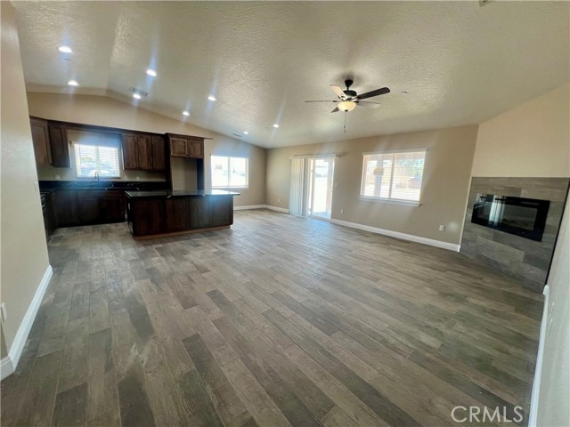 Detail Gallery Image 2 of 12 For 12144 Toltec Dr, Apple Valley,  CA 92308 - 3 Beds | 2 Baths