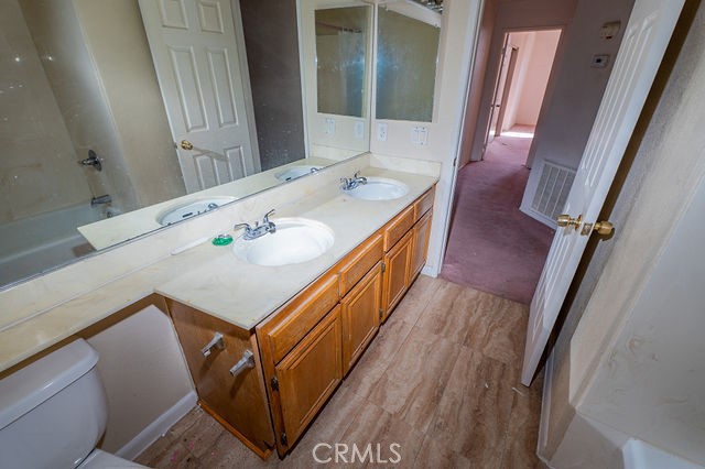 2121 Begonia Court, Hemet CA: https://media.crmls.org/medias/cf1e48cc-7371-4b8e-9179-aa4ba21e8c5b.jpg
