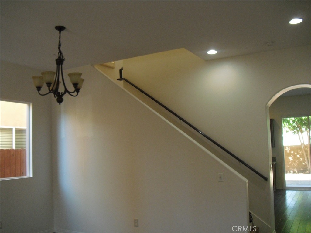 MLS #SR25273377 image #4