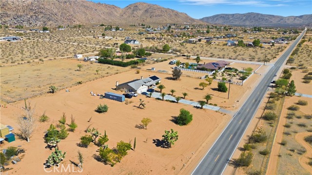 Detail Gallery Image 18 of 22 For 24030 Cahuilla Rd, Apple Valley,  CA 92307 - 4 Beds | 3 Baths