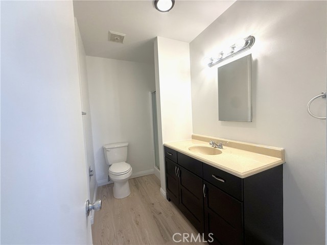 Detail Gallery Image 20 of 25 For 1974 W Glenoaks Ave #E,  Anaheim,  CA 92801 - 3 Beds | 2/1 Baths