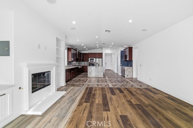 Detail Gallery Image 16 of 40 For 5782 Kilburn High, Palmdale,  CA 93552 - 4 Beds | 3 Baths