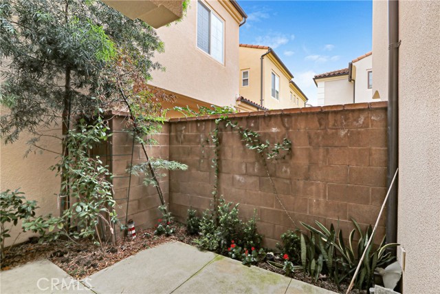 Detail Gallery Image 18 of 19 For 182 Firefly, Irvine,  CA 92618 - 3 Beds | 2/1 Baths