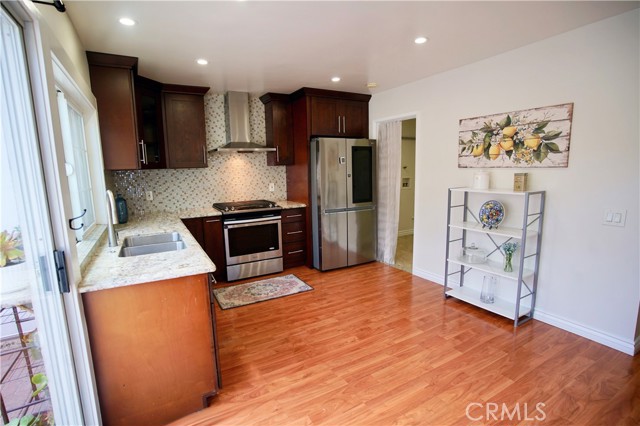 Detail Gallery Image 8 of 30 For 10 Raleigh, Irvine,  CA 92604 - 3 Beds | 2 Baths